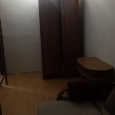 To Close * 华沙